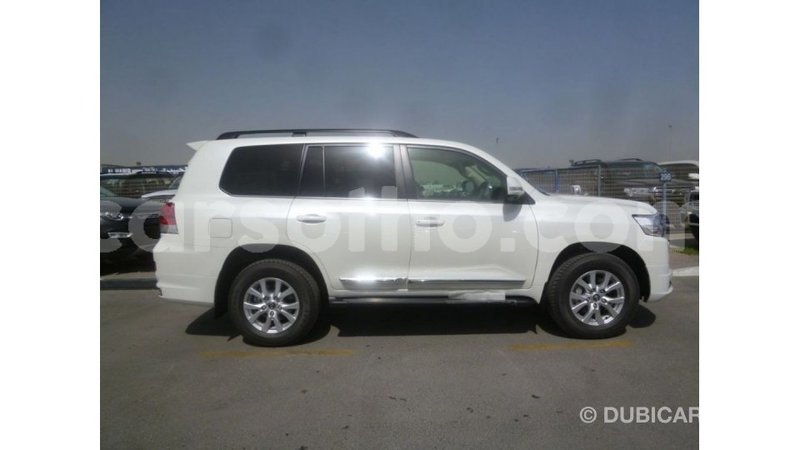 Big with watermark toyota land cruiser maseru import dubai 16718