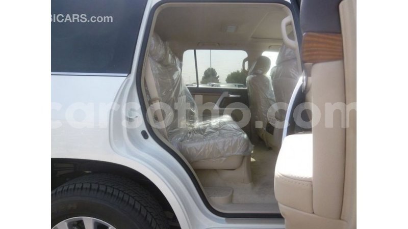 Big with watermark toyota land cruiser maseru import dubai 16718