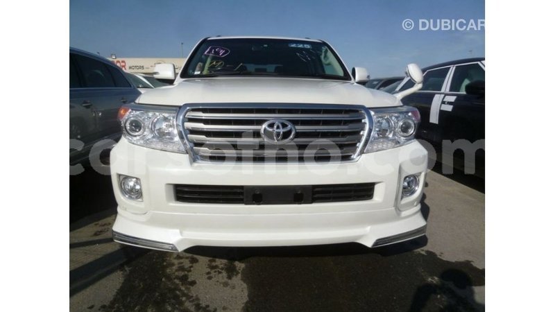 Big with watermark toyota land cruiser maseru import dubai 16722