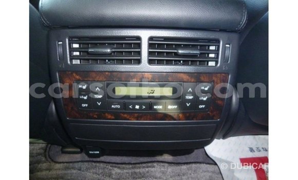 اشتري Imported Toyota Land Cruiser White سيارة في Import - Dubai في Maseru اشتري Imported Toyota Land Cruiser White سيارة في Import - Dubai في Maseru