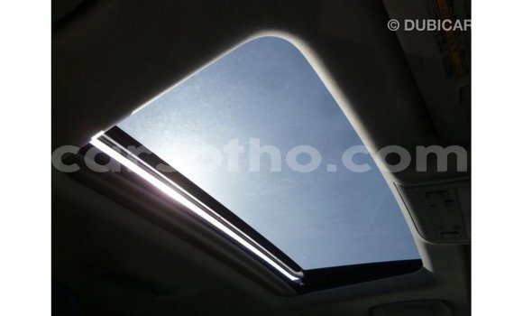 اشتري Imported Toyota Land Cruiser White سيارة في Import - Dubai في Maseru اشتري Imported Toyota Land Cruiser White سيارة في Import - Dubai في Maseru