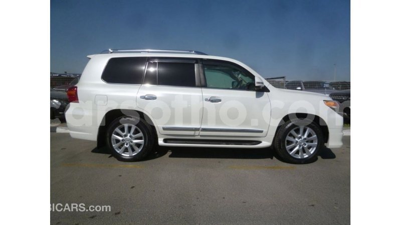 Big with watermark toyota land cruiser maseru import dubai 16726