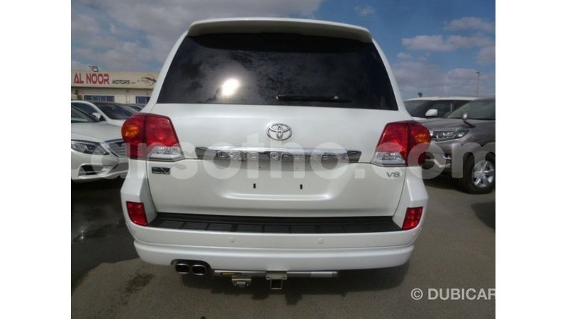 Big with watermark toyota land cruiser maseru import dubai 16726