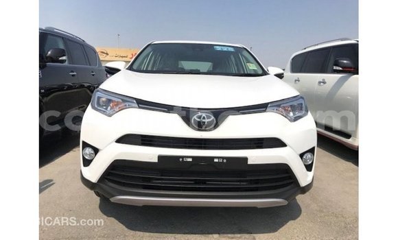 Acheter Import Voiture Toyota 4Runner Blanc à Import - Dubai, Maseru Acheter Import Voiture Toyota 4Runner Blanc à Import - Dubai, Maseru