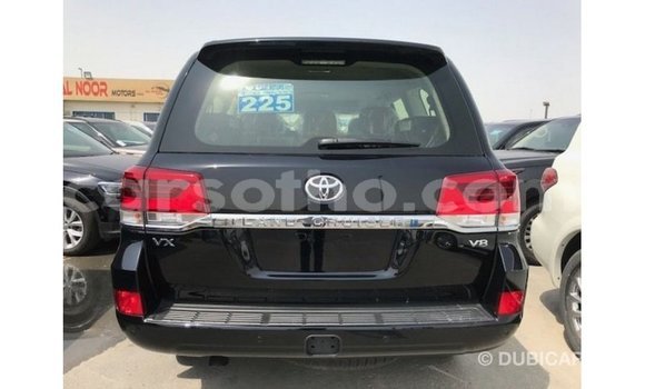 اشتري Imported Toyota Land Cruiser Black سيارة في Import - Dubai في Maseru اشتري Imported Toyota Land Cruiser Black سيارة في Import - Dubai في Maseru