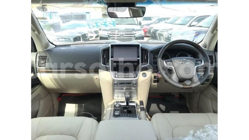 Big with watermark toyota land cruiser maseru import dubai 16730