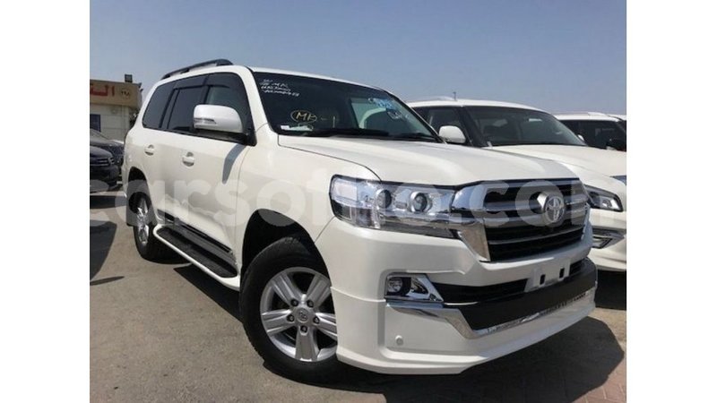 Big with watermark toyota land cruiser maseru import dubai 16732