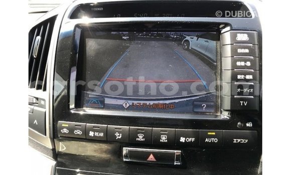 اشتري Imported Toyota Land Cruiser White سيارة في Import - Dubai في Maseru اشتري Imported Toyota Land Cruiser White سيارة في Import - Dubai في Maseru