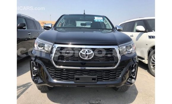 Sayi Imported Toyota Hilux Black Mota in Import - Dubai a Maseru Sayi Imported Toyota Hilux Black Mota in Import - Dubai a Maseru
