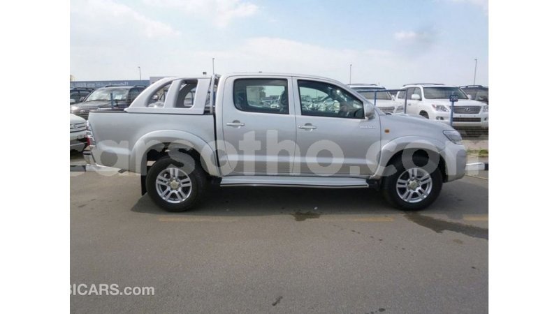 Big with watermark toyota hilux maseru import dubai 16735