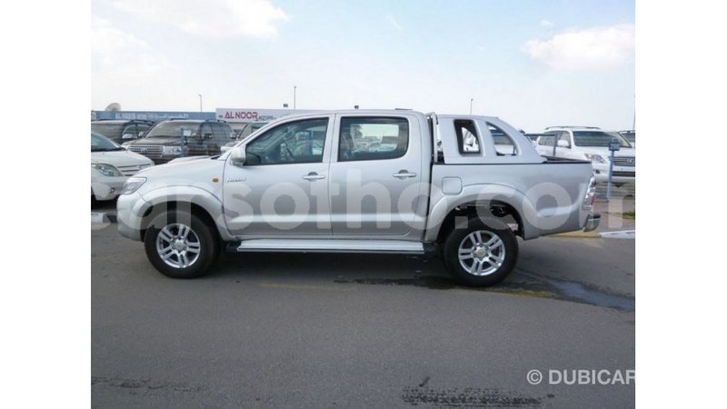 Big with watermark toyota hilux maseru import dubai 16735