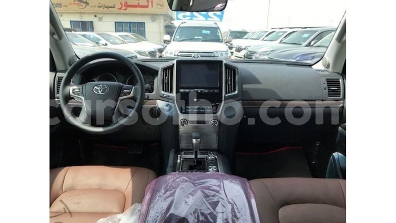 Big with watermark toyota land cruiser maseru import dubai 16736