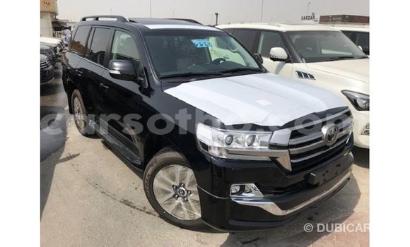 Sayi Imported Toyota Land Cruiser Black Mota in Import - Dubai a Maseru Sayi Imported Toyota Land Cruiser Black Mota in Import - Dubai a Maseru