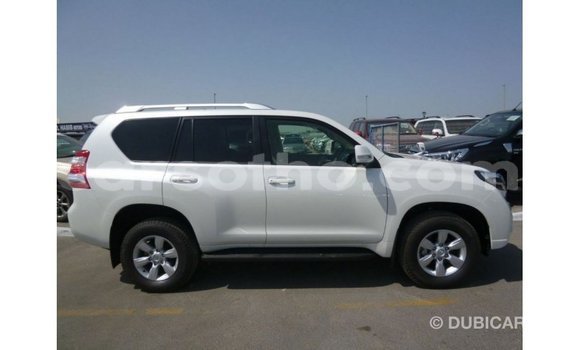 Sayi Imported Toyota Prado White Mota in Import - Dubai a Maseru Sayi Imported Toyota Prado White Mota in Import - Dubai a Maseru