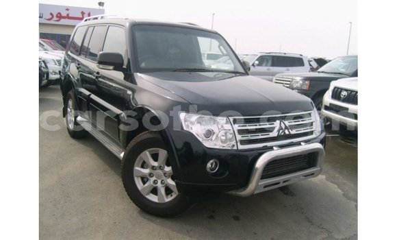 اشتري Imported Mitsubishi Pajero Black سيارة في Import - Dubai في Maseru اشتري Imported Mitsubishi Pajero Black سيارة في Import - Dubai في Maseru