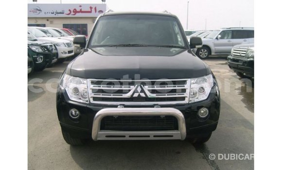 اشتري Imported Mitsubishi Pajero Black سيارة في Import - Dubai في Maseru اشتري Imported Mitsubishi Pajero Black سيارة في Import - Dubai في Maseru