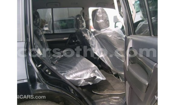 اشتري Imported Mitsubishi Pajero Black سيارة في Import - Dubai في Maseru اشتري Imported Mitsubishi Pajero Black سيارة في Import - Dubai في Maseru