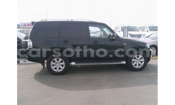 اشتري Imported Mitsubishi Pajero Black سيارة في Import - Dubai في Maseru اشتري Imported Mitsubishi Pajero Black سيارة في Import - Dubai في Maseru