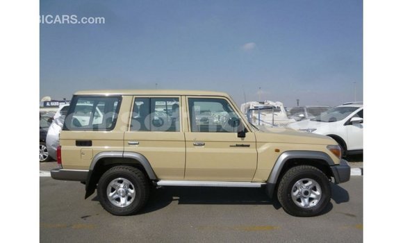 اشتري Imported Toyota Land Cruiser Beige سيارة في Import - Dubai في Maseru اشتري Imported Toyota Land Cruiser Beige سيارة في Import - Dubai في Maseru