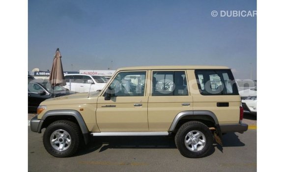 اشتري Imported Toyota Land Cruiser Beige سيارة في Import - Dubai في Maseru اشتري Imported Toyota Land Cruiser Beige سيارة في Import - Dubai في Maseru