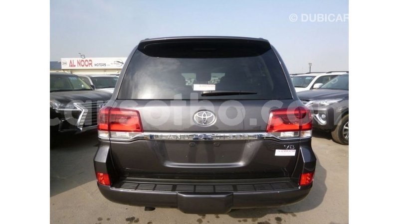 Big with watermark toyota land cruiser maseru import dubai 16764