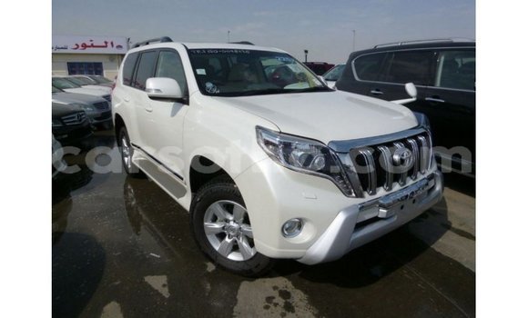 Sayi Imported Toyota Prado White Mota in Import - Dubai a Maseru Sayi Imported Toyota Prado White Mota in Import - Dubai a Maseru