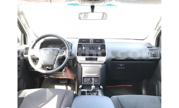 Sayi Imported Toyota Prado Black Mota in Import - Dubai a Maseru Sayi Imported Toyota Prado Black Mota in Import - Dubai a Maseru