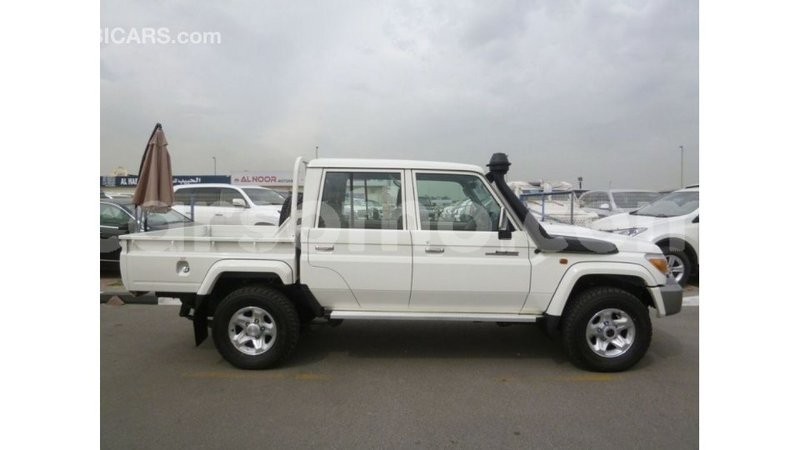 Big with watermark toyota land cruiser maseru import dubai 16777