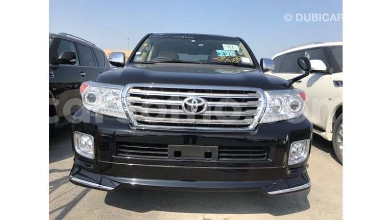 Big with watermark toyota land cruiser maseru import dubai 16783