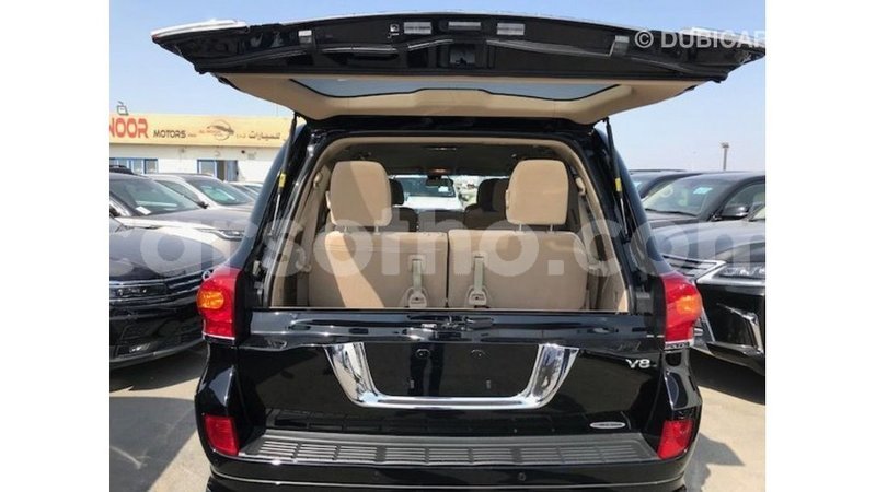 Big with watermark toyota land cruiser maseru import dubai 16783