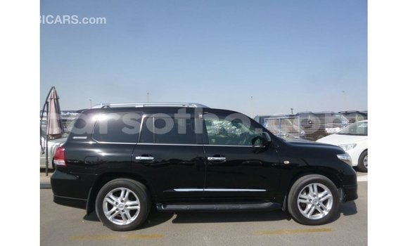 Buy Import Toyota Land Cruiser Black Car in Import - Dubai in Maseru Buy Import Toyota Land Cruiser Black Car in Import - Dubai in Maseru