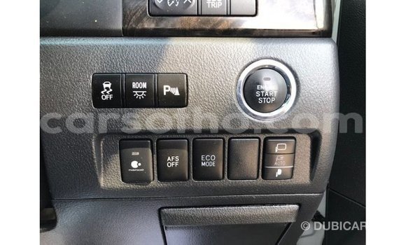Sayi Imported Toyota Vellfire White Mota in Import - Dubai a Maseru Sayi Imported Toyota Vellfire White Mota in Import - Dubai a Maseru