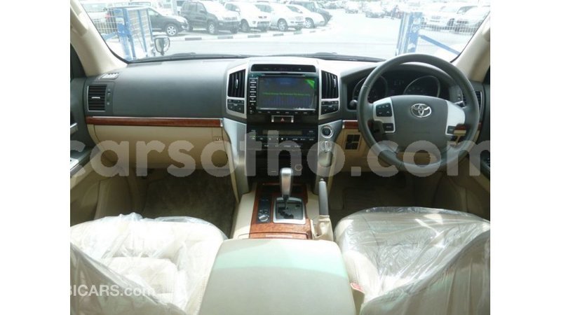 Big with watermark toyota land cruiser maseru import dubai 16790