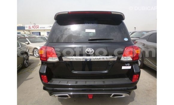 Buy Import Toyota Land Cruiser Black Car in Import - Dubai in Maseru Buy Import Toyota Land Cruiser Black Car in Import - Dubai in Maseru