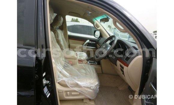 Buy Import Toyota Land Cruiser Black Car in Import - Dubai in Maseru Buy Import Toyota Land Cruiser Black Car in Import - Dubai in Maseru