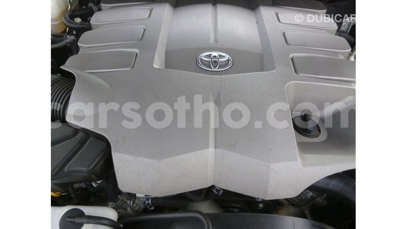 Big with watermark toyota land cruiser maseru import dubai 16790