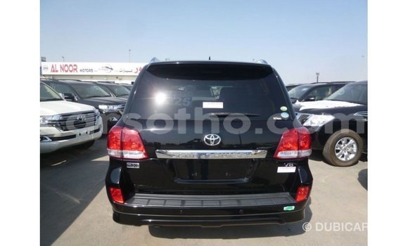 اشتري Imported Toyota Land Cruiser Black سيارة في Import - Dubai في Maseru اشتري Imported Toyota Land Cruiser Black سيارة في Import - Dubai في Maseru