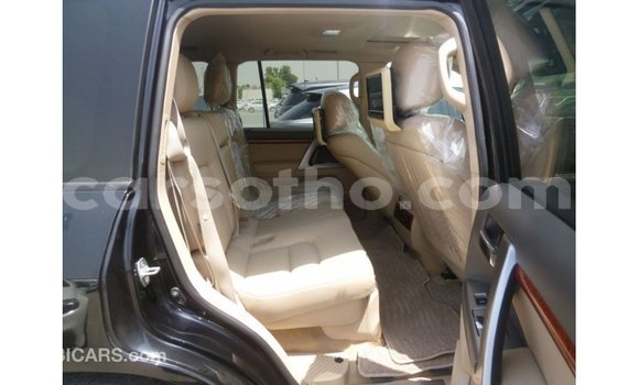 اشتري Imported Toyota Land Cruiser Black سيارة في Import - Dubai في Maseru اشتري Imported Toyota Land Cruiser Black سيارة في Import - Dubai في Maseru