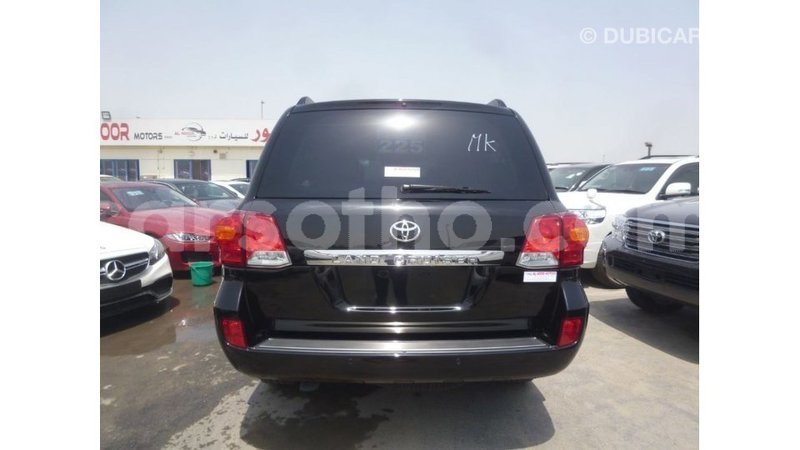 Big with watermark toyota land cruiser maseru import dubai 16793