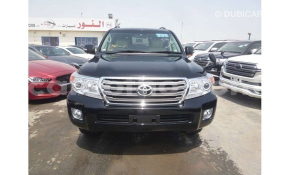 Sayi Imported Toyota Land Cruiser Black Mota in Import - Dubai a Maseru Sayi Imported Toyota Land Cruiser Black Mota in Import - Dubai a Maseru