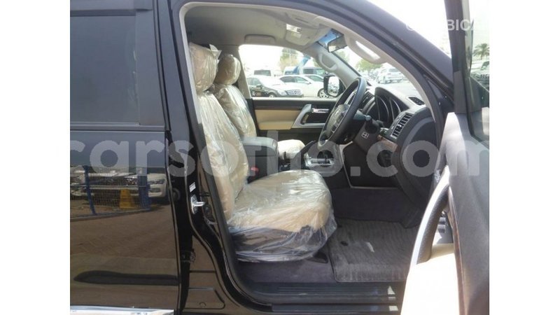 Big with watermark toyota land cruiser maseru import dubai 16793