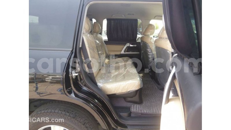 Big with watermark toyota land cruiser maseru import dubai 16793