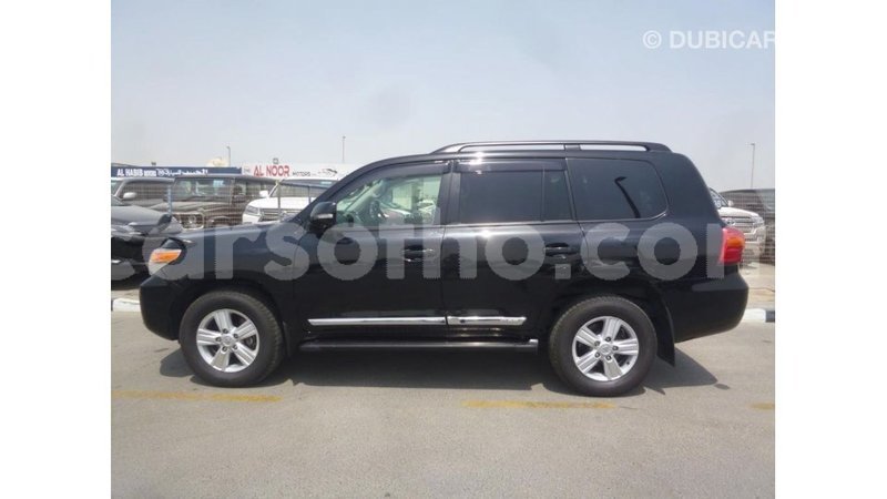 Big with watermark toyota land cruiser maseru import dubai 16793