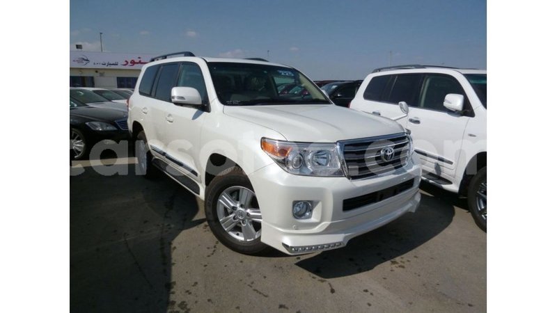 Big with watermark toyota land cruiser maseru import dubai 16795