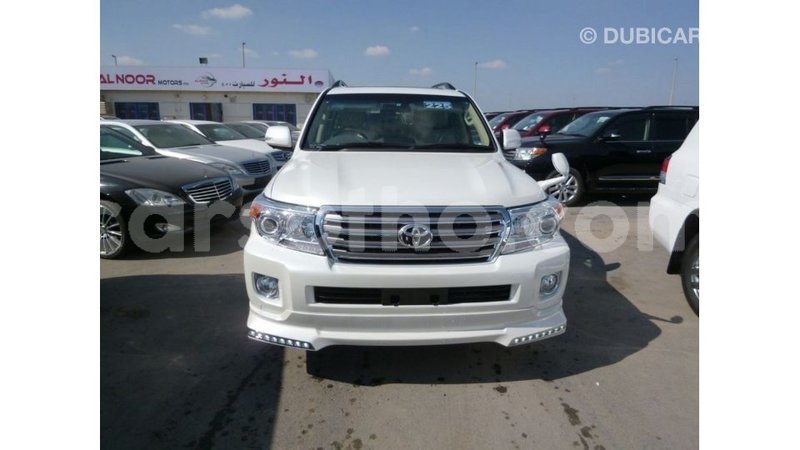 Big with watermark toyota land cruiser maseru import dubai 16795