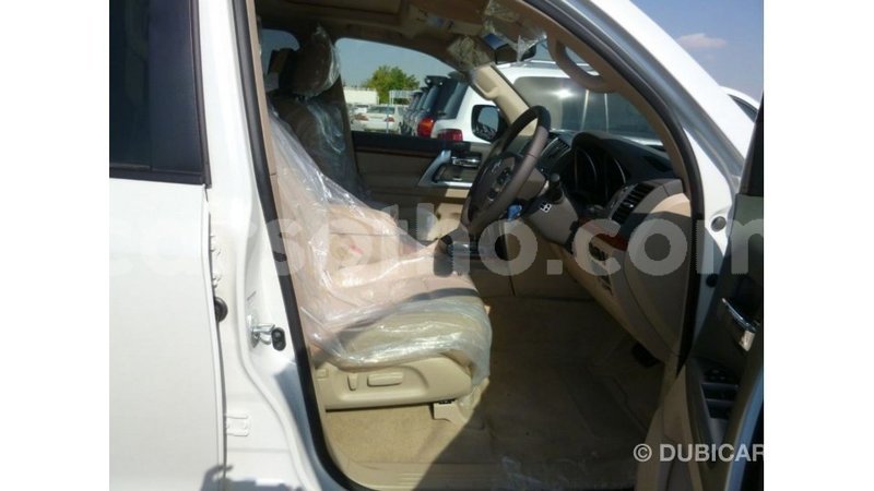 Big with watermark toyota land cruiser maseru import dubai 16795