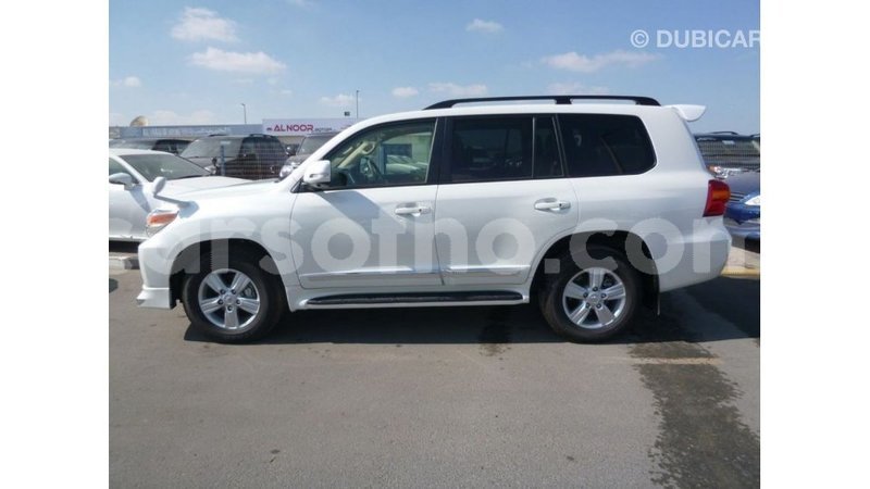 Big with watermark toyota land cruiser maseru import dubai 16795