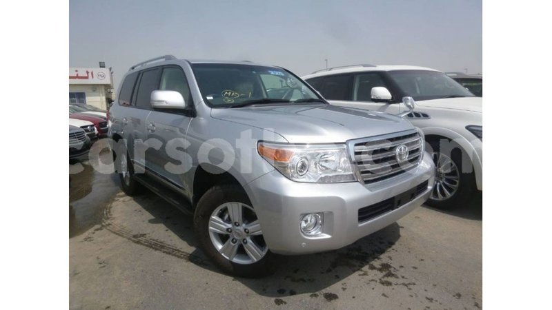 Big with watermark toyota land cruiser maseru import dubai 16797