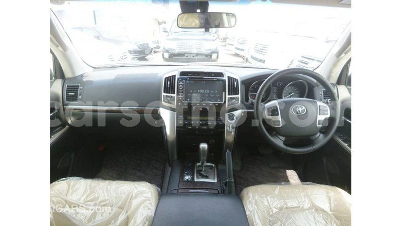 Big with watermark toyota land cruiser maseru import dubai 16797