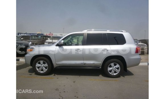 Acheter Import Voiture Toyota Land Cruiser Autre à Import - Dubai, Maseru Acheter Import Voiture Toyota Land Cruiser Autre à Import - Dubai, Maseru